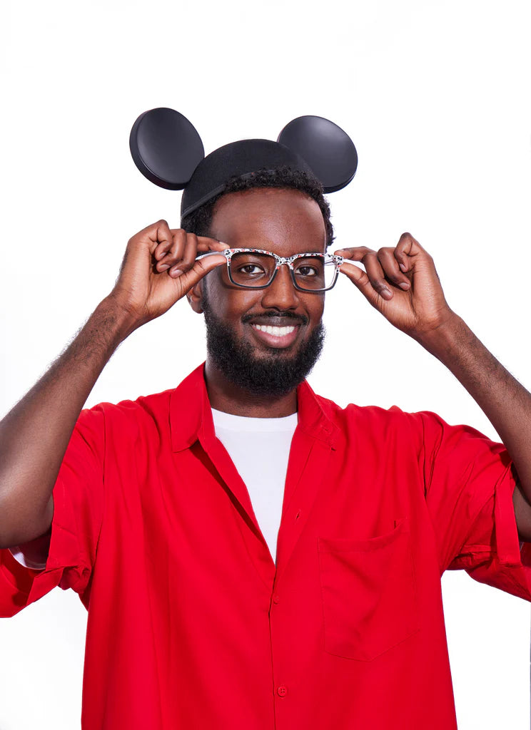 8 Iconic Disney Characters With Glasses