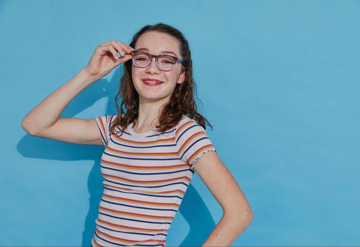 Glasses for teens: girl wearing a pair of eyeglasses