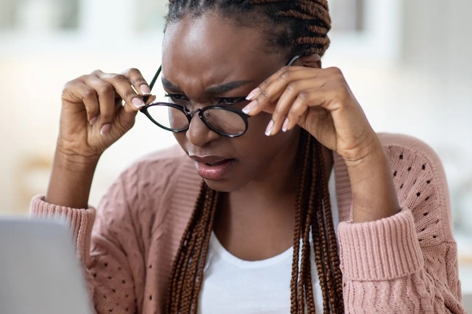 Your Guide to Presbyopia: Symptoms, Causes, and Surgery