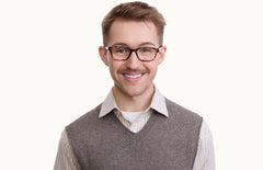 The Finley - LifeStyle Thumbnail 1 - Pair Eyewear