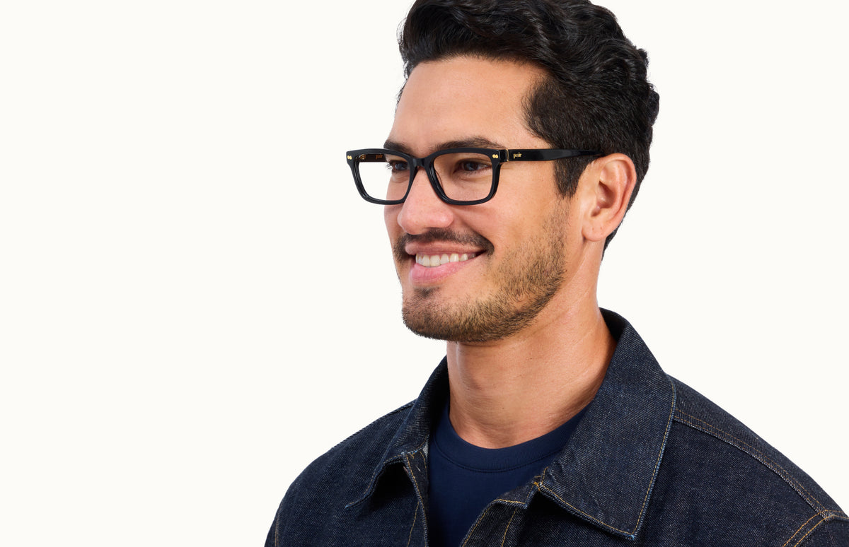 The Locke - LifeStyle 2 - Pair Eyewear