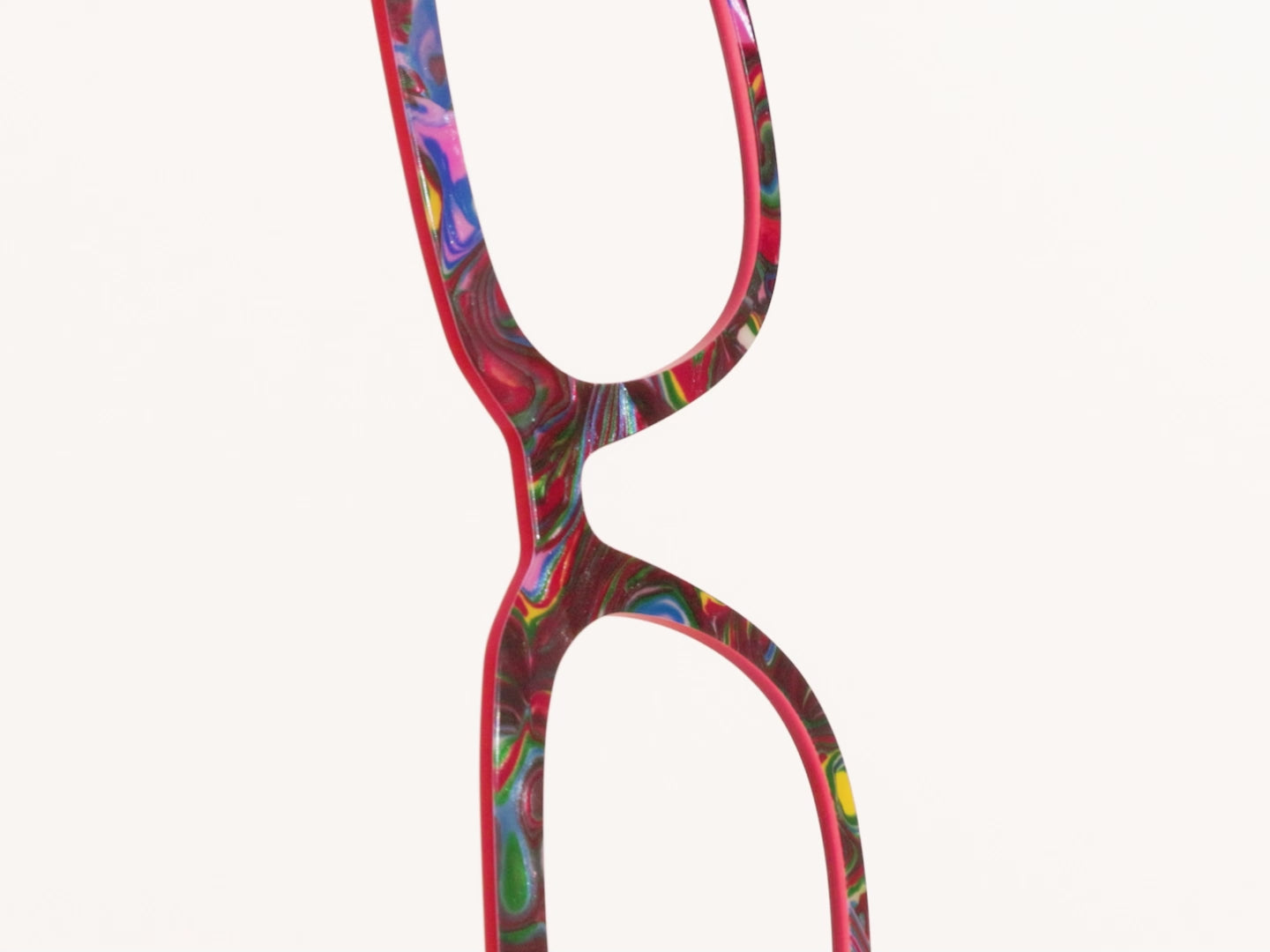 The Radiant Pearl Marble - LifeStyle Thumbnail Video1 - Pair Eyewear