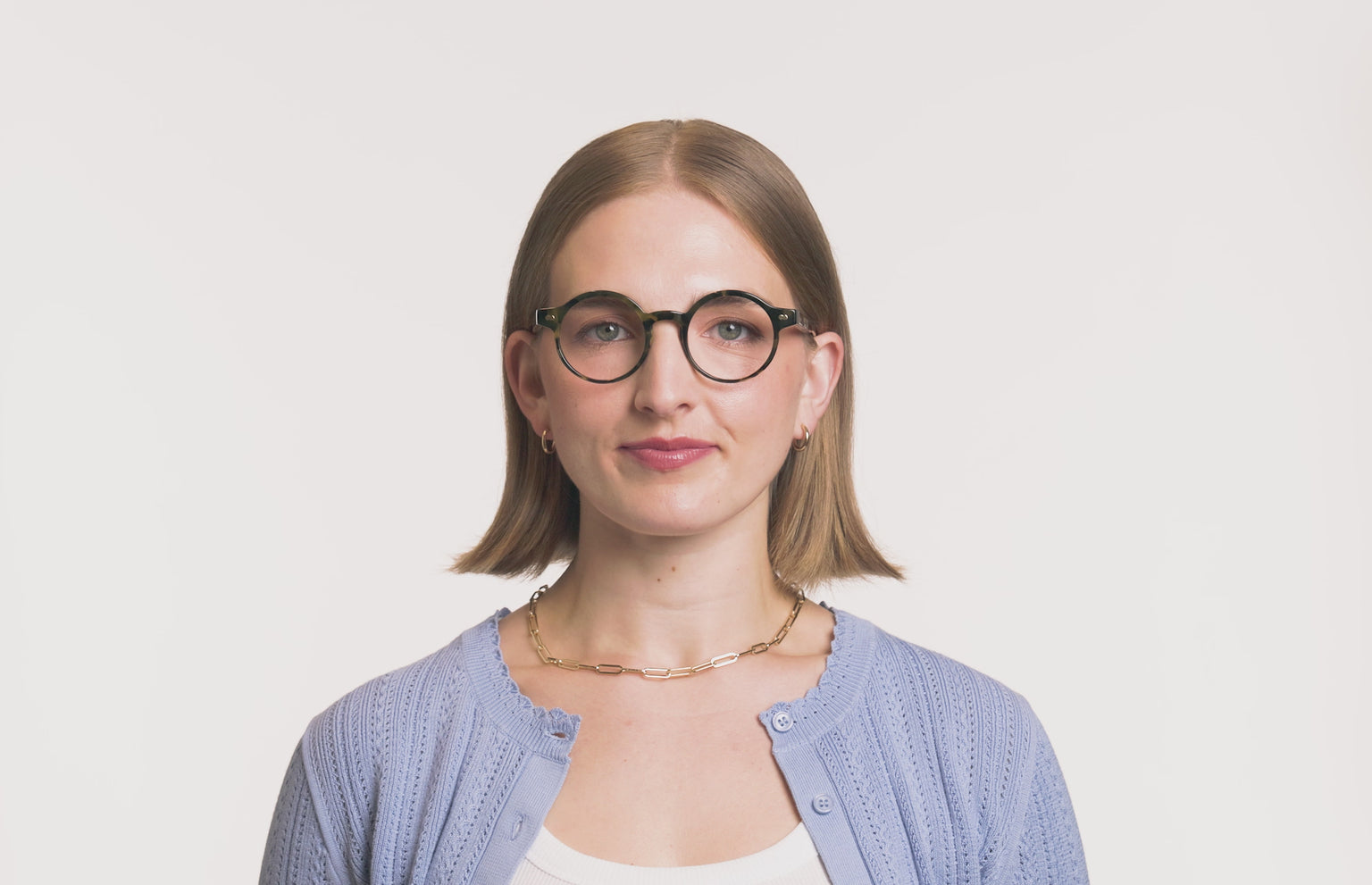 The Leigh - LifeStyle Thumbnail 3 - Pair Eyewear