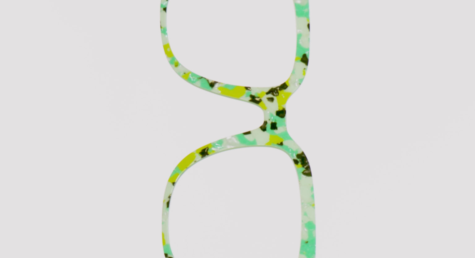 The Matcha Pearl Tortoise - LifeStyle Thumbnail Video1 - Pair Eyewear