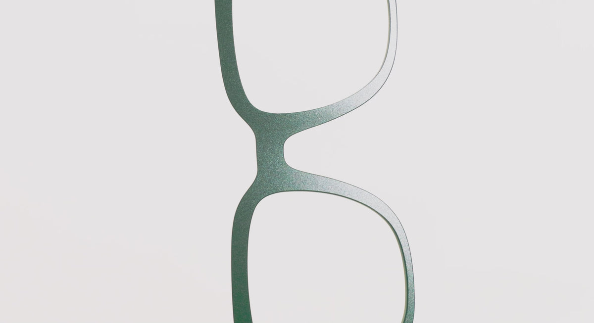 The Matte Spruce - LifeStyle Thumbnail Video1 - Pair Eyewear