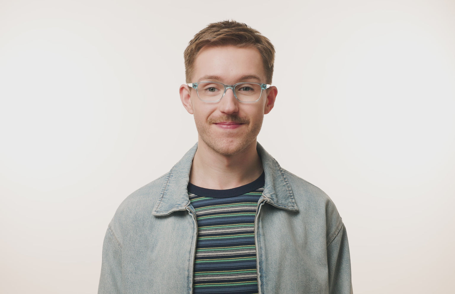 The Finley - Seafoam Clear - LifeStyle Thumbnail2 - Pair Eyewear