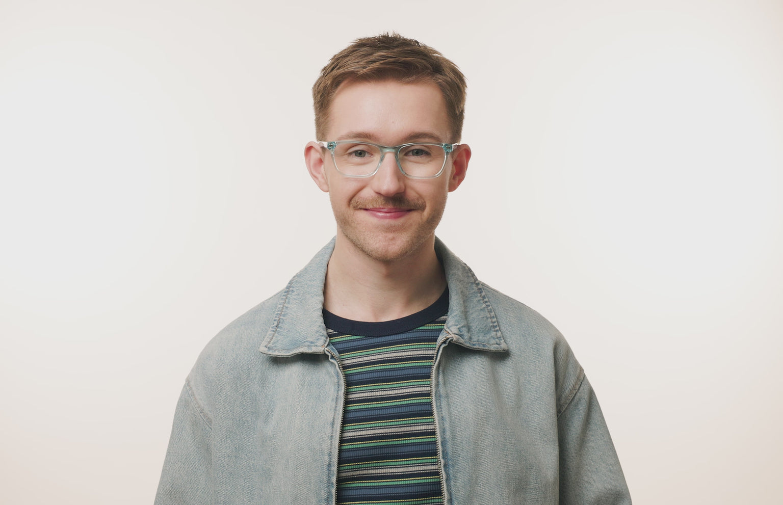 The Casper - Seafoam Clear - LifeStyle Thumbnail2 - Pair Eyewear