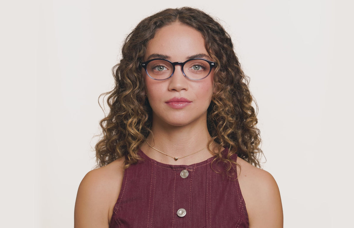 The Nomi - LifeStyle Thumbnail 3 - Pair Eyewear