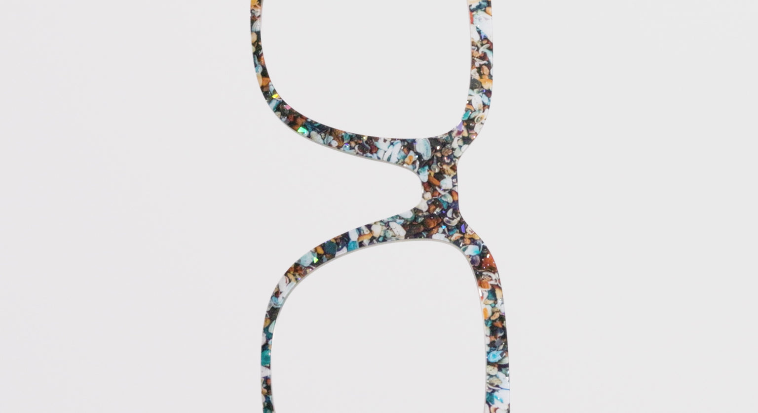 The Seashell Tortoise with Holographic Glitter - LifeStyle Thumbnail Video1 - Pair Eyewear