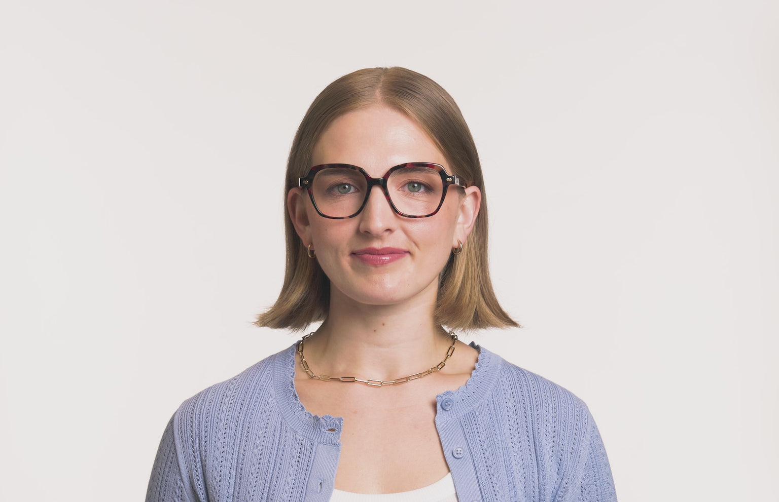 The Evelyn - LifeStyle Thumbnail 3 - Pair Eyewear