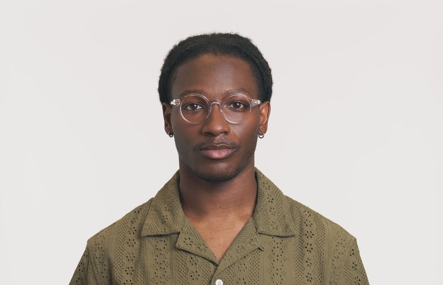 The Leigh - LifeStyle Thumbnail 3 - Pair Eyewear